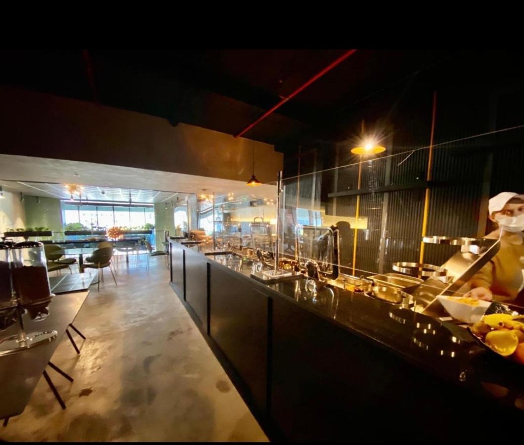 Royal Panorama Courtyard Batumi 호텔 외부 사진